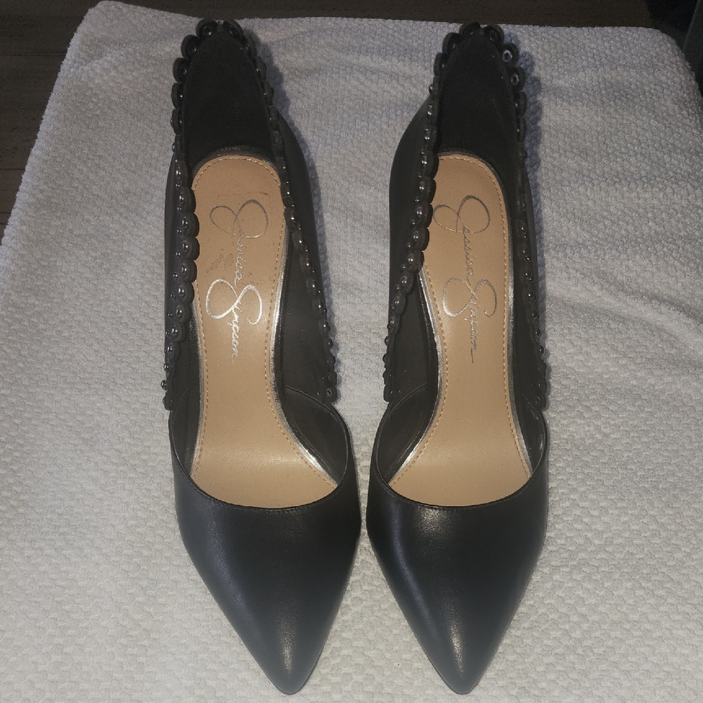 Jessica Simpson Black Scalloped Heels